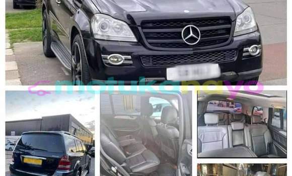 Buy Used Mercedes-Benz GL-klasse Black Car in Kinshasa in Kinshasa Buy Used Mercedes-Benz GL-klasse Black Car in Kinshasa in Kinshasa