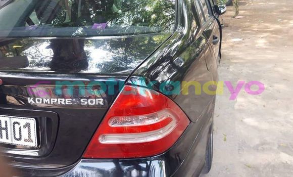 Buy Used Mercedes‒Benz C–Class Black Car in Kinshasa in Kinshasa Buy Used Mercedes‒Benz C–Class Black Car in Kinshasa in Kinshasa