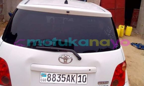 Buy Used Toyota Ist White Car in Kinshasa in Kinshasa Buy Used Toyota Ist White Car in Kinshasa in Kinshasa