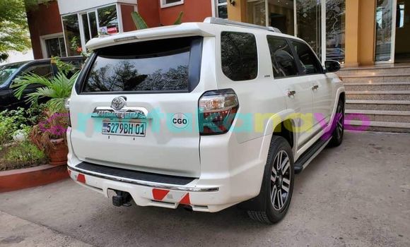 Buy Used Toyota 4Runner White Car in Kinshasa in Kinshasa Buy Used Toyota 4Runner White Car in Kinshasa in Kinshasa