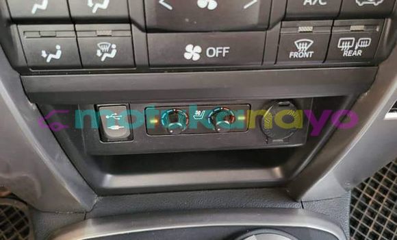 Buy Used Toyota 4Runner White Car in Kinshasa in Kinshasa Buy Used Toyota 4Runner White Car in Kinshasa in Kinshasa