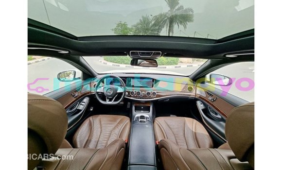 Buy Import Mercedes-Benz 190 (W201) White Car in Import - Dubai in Bandundu Buy Import Mercedes-Benz 190 (W201) White Car in Import - Dubai in Bandundu