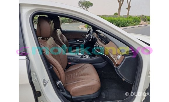 Buy Import Mercedes-Benz 190 (W201) White Car in Import - Dubai in Bandundu Buy Import Mercedes-Benz 190 (W201) White Car in Import - Dubai in Bandundu
