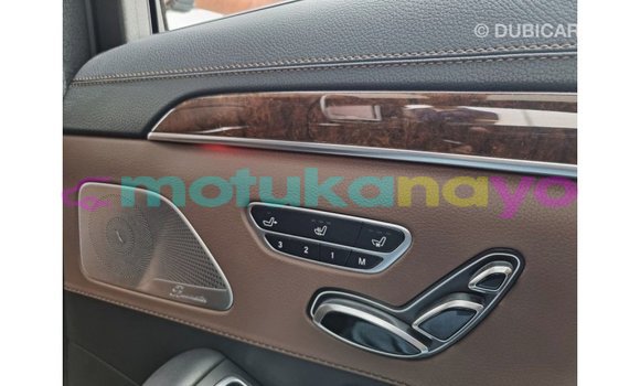 Buy Import Mercedes-Benz 190 (W201) White Car in Import - Dubai in Bandundu Buy Import Mercedes-Benz 190 (W201) White Car in Import - Dubai in Bandundu