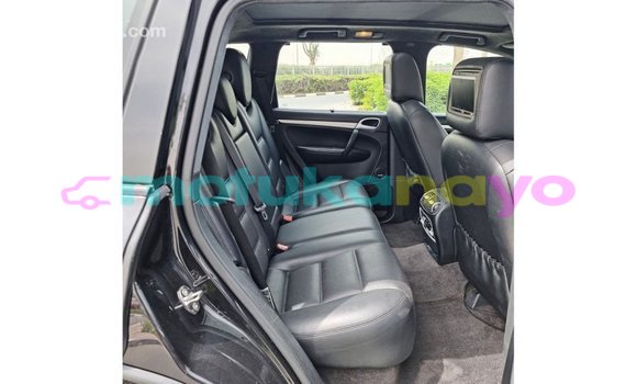 Acheter Import Voiture Porsche Cayenne Noir à Import - Dubai, Bandundu Acheter Import Voiture Porsche Cayenne Noir à Import - Dubai, Bandundu