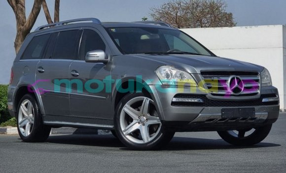 Buy Import Mercedes-Benz 190 (W201) Other Car in Import - Dubai in Bandundu Buy Import Mercedes-Benz 190 (W201) Other Car in Import - Dubai in Bandundu