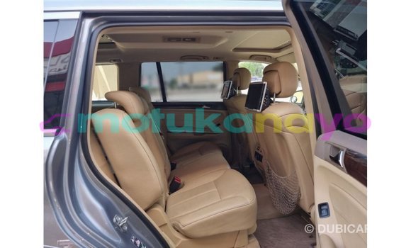Buy Import Mercedes-Benz 190 (W201) Other Car in Import - Dubai in Bandundu Buy Import Mercedes-Benz 190 (W201) Other Car in Import - Dubai in Bandundu