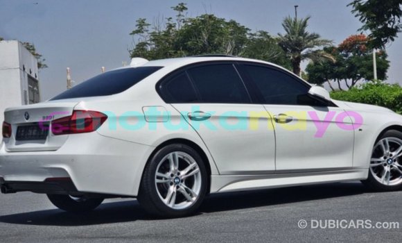 Acheter Import Moto BMW C Blanc à Import - Dubai, Bandundu Acheter Import Moto BMW C Blanc à Import - Dubai, Bandundu