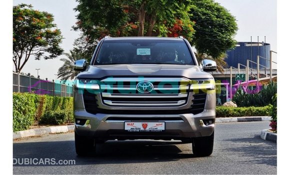Buy Import Toyota Land Cruiser Other Car in Import - Dubai in Bandundu Buy Import Toyota Land Cruiser Other Car in Import - Dubai in Bandundu