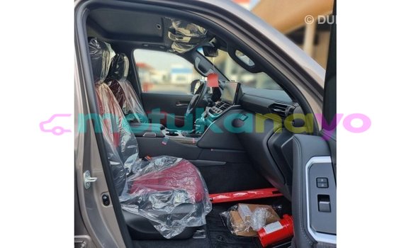 Buy Import Toyota Land Cruiser Other Car in Import - Dubai in Bandundu Buy Import Toyota Land Cruiser Other Car in Import - Dubai in Bandundu