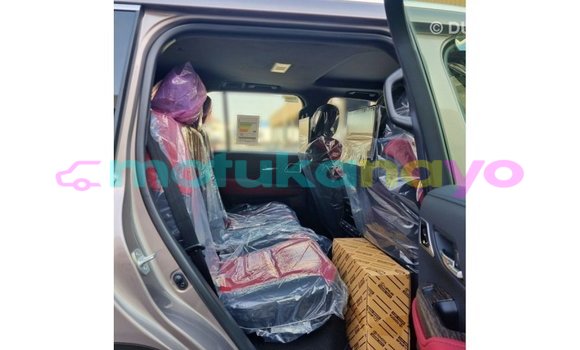Buy Import Toyota Land Cruiser Other Car in Import - Dubai in Bandundu Buy Import Toyota Land Cruiser Other Car in Import - Dubai in Bandundu