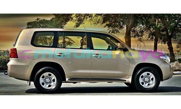 Buy Import Toyota Land Cruiser Other Car in Import - Dubai in Bandundu Buy Import Toyota Land Cruiser Other Car in Import - Dubai in Bandundu