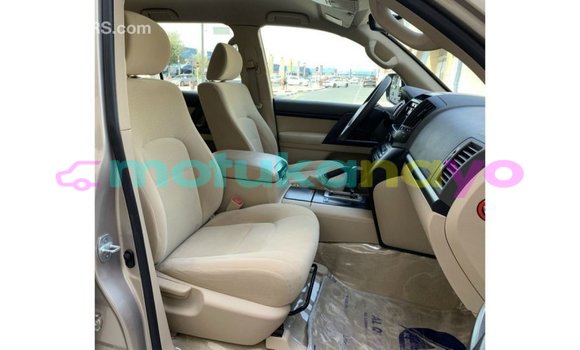 Buy Import Toyota Land Cruiser Other Car in Import - Dubai in Bandundu Buy Import Toyota Land Cruiser Other Car in Import - Dubai in Bandundu