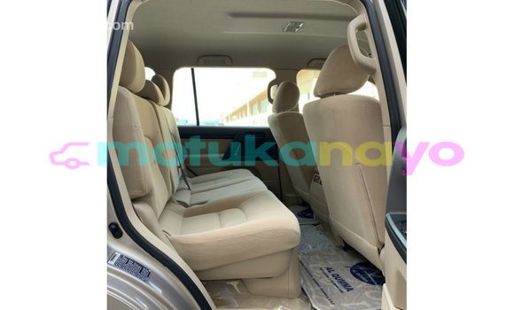 Buy Import Toyota Land Cruiser Other Car in Import - Dubai in Bandundu Buy Import Toyota Land Cruiser Other Car in Import - Dubai in Bandundu