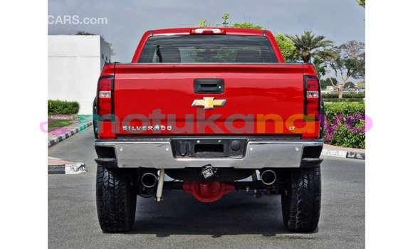 Acheter Import Voiture Chevrolet Silverado Rouge à Import - Dubai, Bandundu Acheter Import Voiture Chevrolet Silverado Rouge à Import - Dubai, Bandundu