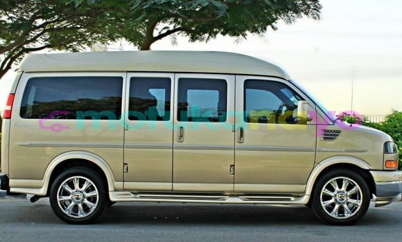 Acheter Import Voiture GMC Acadia Autre à Import - Dubai, Bandundu Acheter Import Voiture GMC Acadia Autre à Import - Dubai, Bandundu