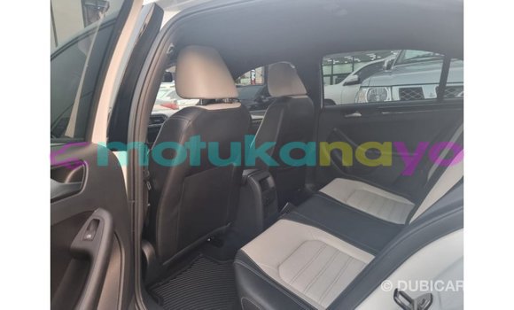 Buy Import Volkswagen Jetta White Car in Import - Dubai in Bandundu Buy Import Volkswagen Jetta White Car in Import - Dubai in Bandundu