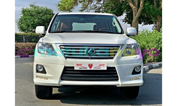 Buy Import Lexus LX White Car in Import - Dubai in Bandundu Buy Import Lexus LX White Car in Import - Dubai in Bandundu