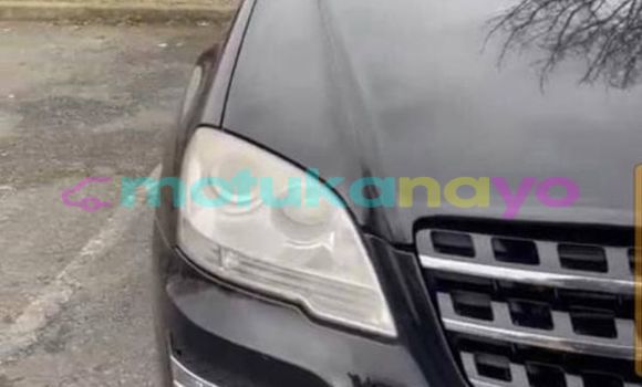 Buy Used Mercedes‒Benz ML–Class Black Car in Aba in Haut-Congo Buy Used Mercedes‒Benz ML–Class Black Car in Aba in Haut-Congo
