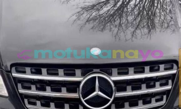 Buy Used Mercedes‒Benz ML–Class Black Car in Aba in Haut-Congo Buy Used Mercedes‒Benz ML–Class Black Car in Aba in Haut-Congo