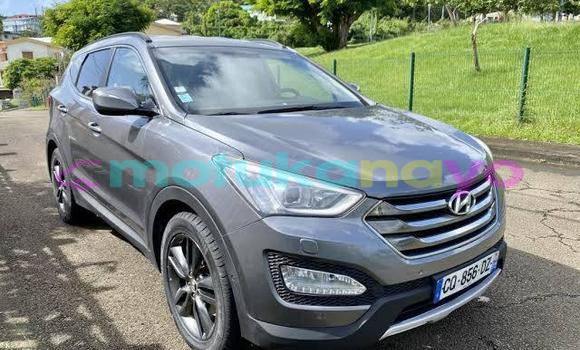 Buy Used Hyundai Santa Fe Other Car in Kinshasa in Kinshasa Buy Used Hyundai Santa Fe Other Car in Kinshasa in Kinshasa