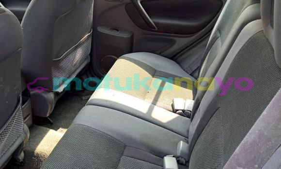 Buy Used Toyota RAV4 Green Car in Kinshasa in Kinshasa Buy Used Toyota RAV4 Green Car in Kinshasa in Kinshasa