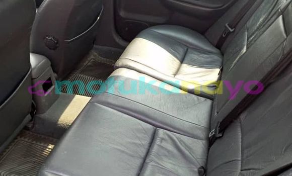 Buy Used Toyota Avensis Silver Car in Kinshasa in Kinshasa Buy Used Toyota Avensis Silver Car in Kinshasa in Kinshasa