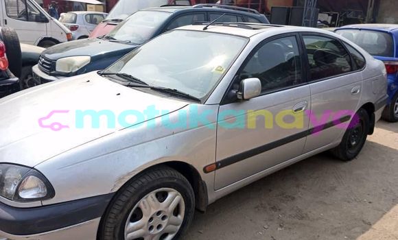 Buy Used Toyota Avensis Silver Car in Kinshasa in Kinshasa Buy Used Toyota Avensis Silver Car in Kinshasa in Kinshasa