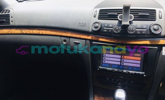 Buy Used Mercedes‒Benz E–Class Silver Car in Kinshasa in Kinshasa Buy Used Mercedes‒Benz E–Class Silver Car in Kinshasa in Kinshasa