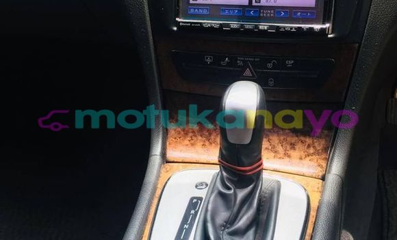 Buy Used Mercedes‒Benz E–Class Silver Car in Kinshasa in Kinshasa Buy Used Mercedes‒Benz E–Class Silver Car in Kinshasa in Kinshasa
