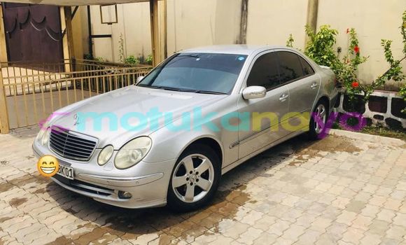 Buy Used Mercedes‒Benz E–Class Silver Car in Kinshasa in Kinshasa Buy Used Mercedes‒Benz E–Class Silver Car in Kinshasa in Kinshasa
