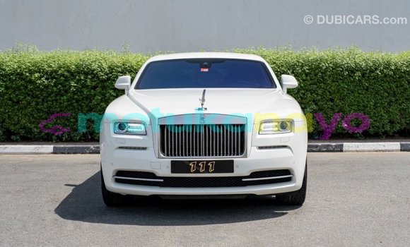 Acheter Import Voiture Rolls-Royce Wraith Blanc à Import - Dubai, Bandundu Acheter Import Voiture Rolls-Royce Wraith Blanc à Import - Dubai, Bandundu