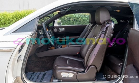 Acheter Import Voiture Rolls-Royce Wraith Blanc à Import - Dubai, Bandundu Acheter Import Voiture Rolls-Royce Wraith Blanc à Import - Dubai, Bandundu