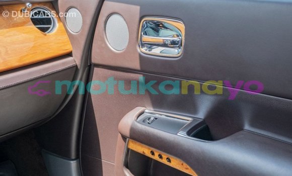 Acheter Import Voiture Rolls-Royce Wraith Blanc à Import - Dubai, Bandundu Acheter Import Voiture Rolls-Royce Wraith Blanc à Import - Dubai, Bandundu