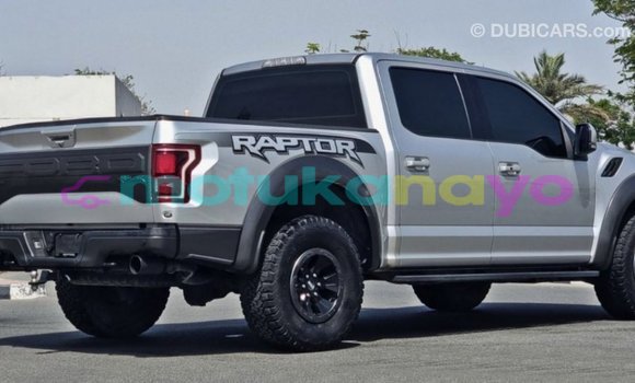 Acheter Import Voiture Ford Club Wagon Autre à Import - Dubai, Bandundu Acheter Import Voiture Ford Club Wagon Autre à Import - Dubai, Bandundu