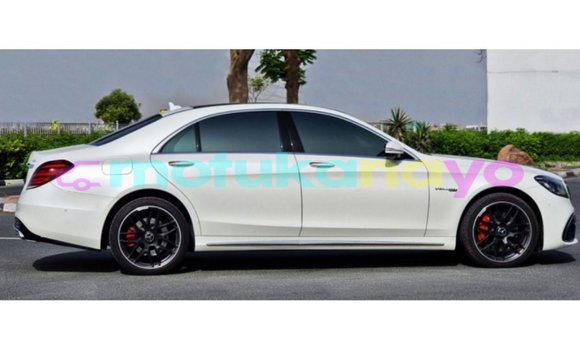 Buy Import Mercedes-Benz 190 (W201) White Car in Import - Dubai in Bandundu Buy Import Mercedes-Benz 190 (W201) White Car in Import - Dubai in Bandundu