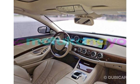 Buy Import Mercedes-Benz 190 (W201) White Car in Import - Dubai in Bandundu Buy Import Mercedes-Benz 190 (W201) White Car in Import - Dubai in Bandundu