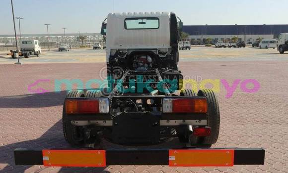 Buy New Hino 916 White Truck in Import - Dubai in Bandundu Buy New Hino 916 White Truck in Import - Dubai in Bandundu