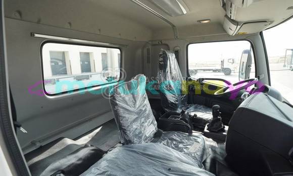 Buy New Hino ZS White Truck in Import - Dubai in Bandundu Buy New Hino ZS White Truck in Import - Dubai in Bandundu