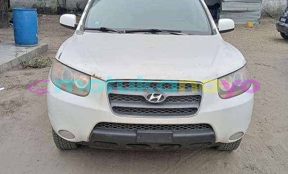 Buy Used Hyundai Santa Fe White Car in Kinshasa in Kinshasa Buy Used Hyundai Santa Fe White Car in Kinshasa in Kinshasa