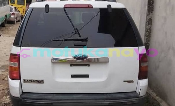 Buy Used Ford Explorer White Car in Kinshasa in Kinshasa Buy Used Ford Explorer White Car in Kinshasa in Kinshasa
