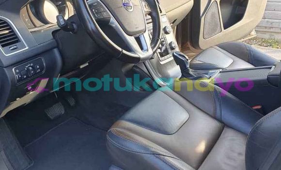 Buy Used Volvo XC60 Brown Car in Kinshasa in Kinshasa Buy Used Volvo XC60 Brown Car in Kinshasa in Kinshasa
