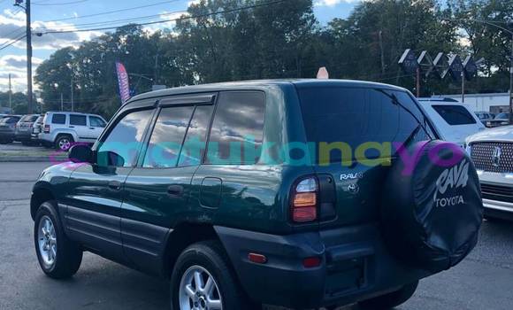 Buy Import Toyota RAV 4 Green Car in Aba in Haut-Congo Buy Import Toyota RAV 4 Green Car in Aba in Haut-Congo
