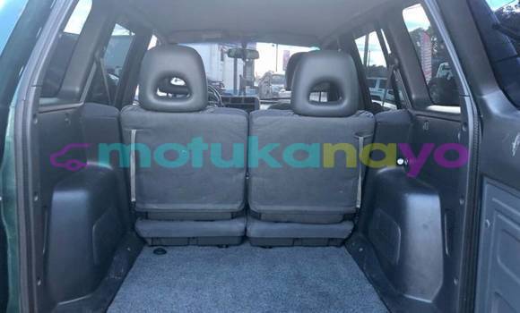 Buy Import Toyota RAV 4 Green Car in Aba in Haut-Congo Buy Import Toyota RAV 4 Green Car in Aba in Haut-Congo