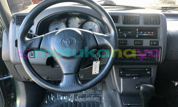 Buy Import Toyota RAV 4 Green Car in Aba in Haut-Congo Buy Import Toyota RAV 4 Green Car in Aba in Haut-Congo