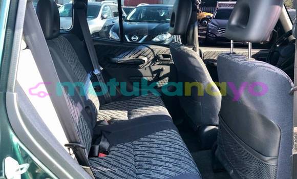 Buy Import Toyota RAV 4 Green Car in Aba in Haut-Congo Buy Import Toyota RAV 4 Green Car in Aba in Haut-Congo