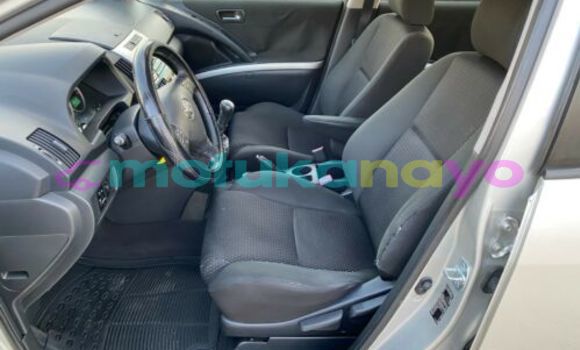 Buy Import Toyota Corolla Verso Silver Car in Kinshasa in Kinshasa Buy Import Toyota Corolla Verso Silver Car in Kinshasa in Kinshasa