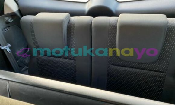 Buy Import Toyota Corolla Verso Silver Car in Kinshasa in Kinshasa Buy Import Toyota Corolla Verso Silver Car in Kinshasa in Kinshasa
