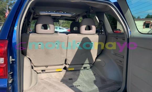 Buy Import Toyota RAV 4 Blue Car in Aba in Haut-Congo Buy Import Toyota RAV 4 Blue Car in Aba in Haut-Congo