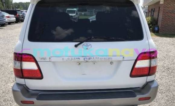 Buy Import Toyota Land Cruiser White Car in Import - Dubai in Bandundu Buy Import Toyota Land Cruiser White Car in Import - Dubai in Bandundu